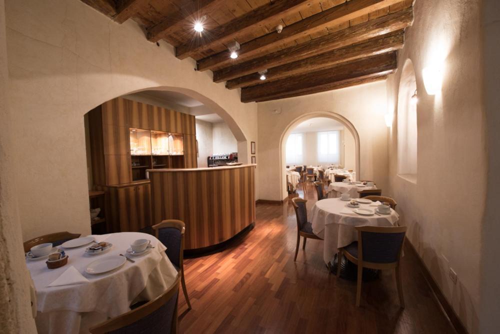 Hotel Due Mori Vicenza Exterior photo