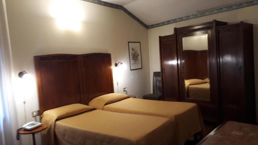 Hotel Due Mori Vicenza Exterior photo